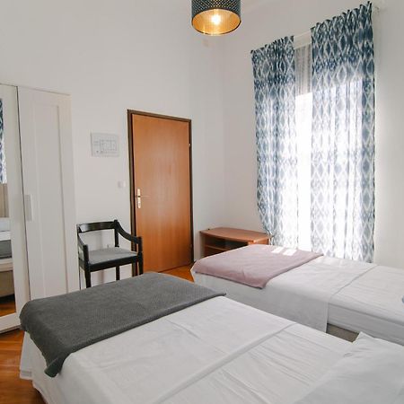 Apartments Sab Ogulin Exterior photo